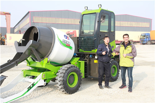 <b>為什么攪拌車在路上還是不停的在轉(zhuǎn)動(dòng)？</b>