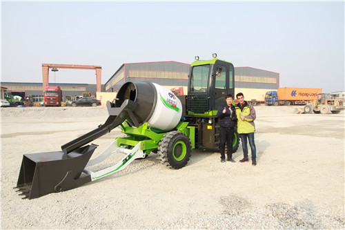 <b>自動上料混凝土攪拌車操作熄火的問題怎么解決？</b>